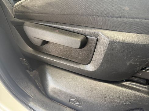 Used 2024 RAM 3500 Big Horn AWD/4WD image 28