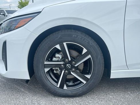 Used 2024 Nissan Sentra SV FWD image 35