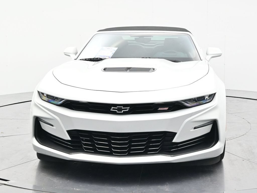Used 2020 Chevrolet Camaro SS RWD image 2