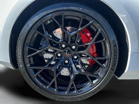 Used 2025 Chevrolet Corvette ZR1 w/ Stealth Interior Trim Package RWD image 10