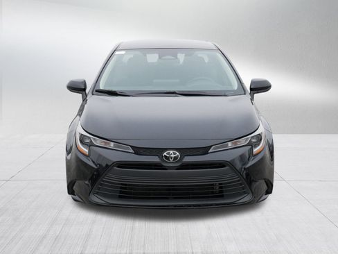 Certified 2024 Toyota Corolla LE image 2
