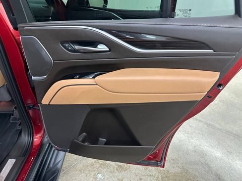 Certified 2023 Cadillac Escalade Sport AWD/4WD image 24