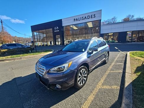 Used 2017 Subaru Outback 3.6R Limited image 4