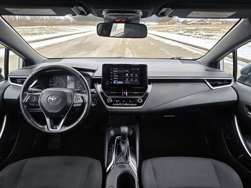 Used 2023 Toyota Corolla SE FWD image 2