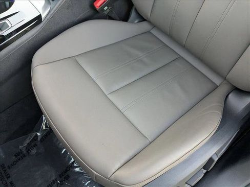 Certified 2025 Audi Q5 Premium w/ Convenience Package image 4