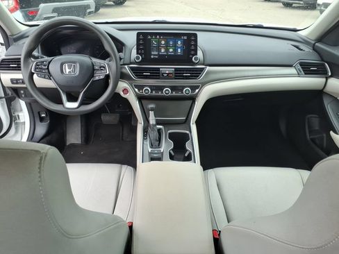 Used 2022 Honda Accord LX image 4