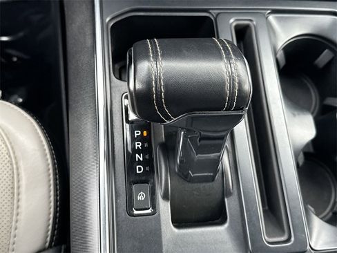 Used 2023 Ford F150 Lightning Platinum image 22