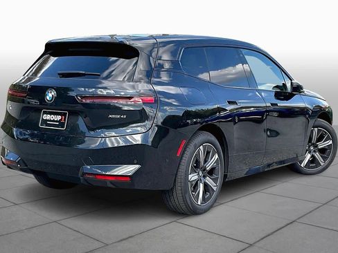 Used 2026 BMW iX xDrive45 image 12