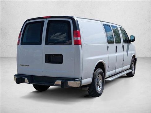 Used 2020 Chevrolet Express 2500 w/ Driver Convenience Package RWD image 5