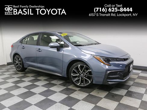 Used 2022 Toyota Corolla SE w/ Carpet Mat Package (TMS) FWD image 1