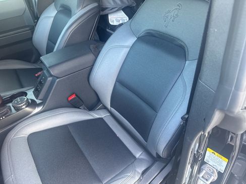 Used 2024 Ford Bronco Big Bend image 6