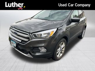Used 2017 Ford Escape SE video 1