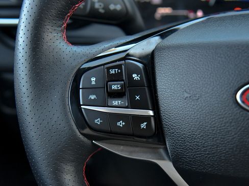 Used 2023 Ford Explorer ST-Line w/ Class IV Trailer Tow Package image 39