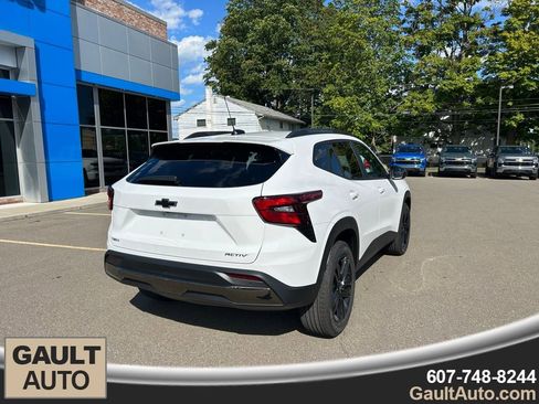 New 2025 Chevrolet Trax ACTIV w/ Driver Confidence Package image 3