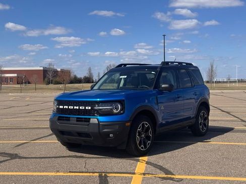 Used 2025 Ford Bronco Sport Outer Banks w/ Outer Banks Tech Package+ image 33