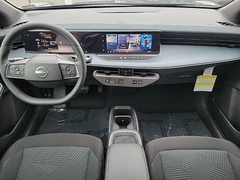 New 2026 Nissan Leaf image 17