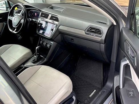 Used 2019 Volkswagen Tiguan SEL image 24