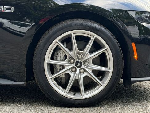 Used 2025 Ford Mustang GT Premium RWD image 9