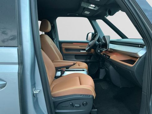 New 2025 Volkswagen ID. Buzz Pro S image 15