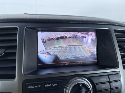 Used 2012 Nissan Armada SV AWD/4WD image 18