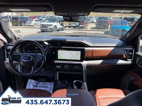 Used 2024 GMC Sierra 3500 Denali Ultimate AWD/4WD image 33