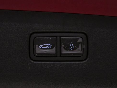Certified 2026 Genesis GV70 2.5T AWD/4WD image 22