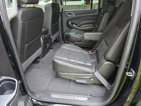Used 2020 GMC Yukon XL Denali w/ Denali Ultimate Package image 20
