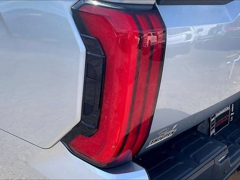 Used 2023 Toyota Tundra SR5 w/ SR5 Convenience Package RWD image 24
