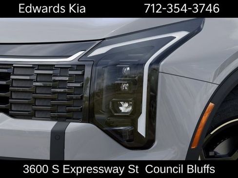 New 2026 Kia Sportage EX FWD image 12