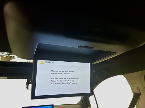 New 2026 Toyota Sienna Platinum image 22