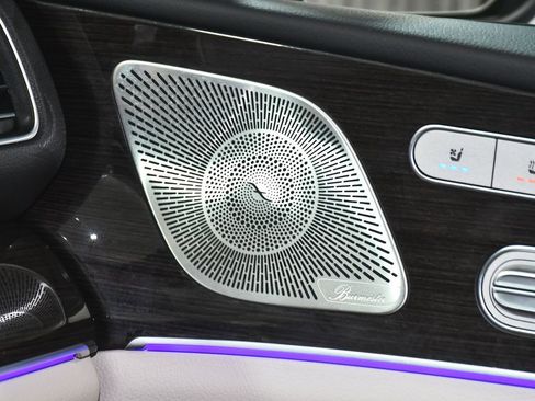 Used 2025 Mercedes-Benz GLE 450e 4MATIC w/ AMG Line Exterior image 38