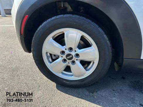 Used 2015 MINI Cooper 2-Door Hardtop image 16