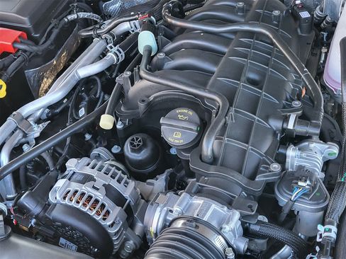 New 2025 Jeep Gladiator Rubicon image 21