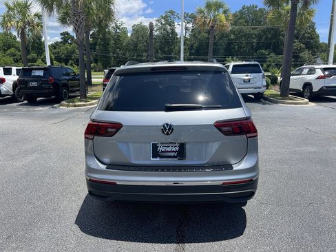 Used 2024 Volkswagen Tiguan S FWD image 9