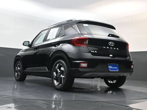 Certified 2026 Hyundai Venue SEL FWD image 27