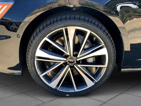 New 2025 Audi A6 3.0T Prestige image 11