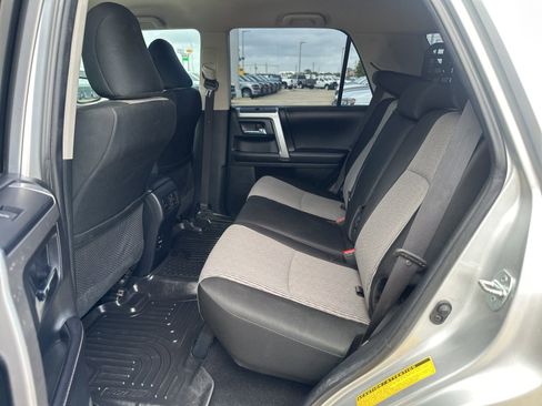 Used 2017 Toyota 4Runner SR5 image 12