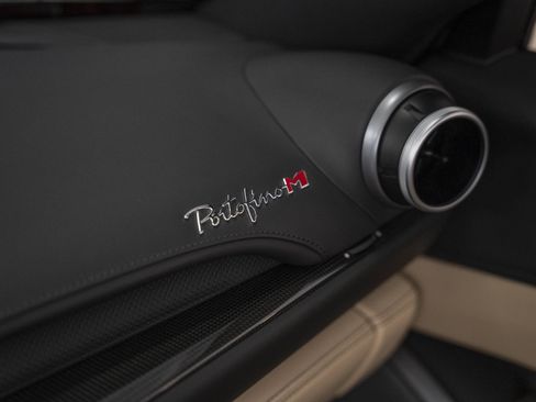 Used 2022 Ferrari Portofino M RWD image 37