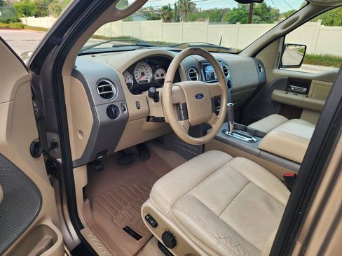 Used 2004 Ford F150 Lariat RWD image 22