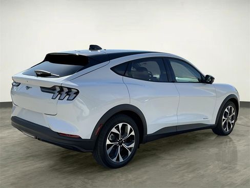 Certified 2025 Ford Mustang Mach-E Select w/ Interior Protection Package image 9