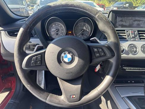Used 2013 BMW Z4 sDrive35is image 8