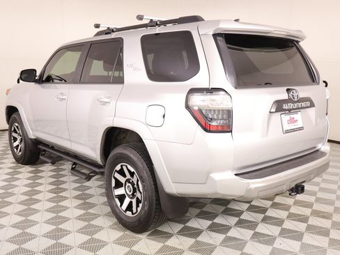 Used 2023 Toyota 4Runner TRD Off-Road Premium w/ Moonroof Package AWD/4WD image 25