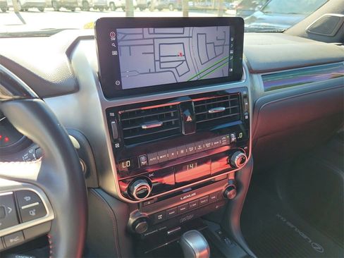 Used 2023 Lexus GX 460 Premium image 23