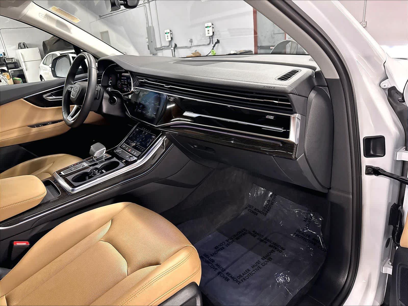 Used 2023 Audi Q7 2.0T Premium Plus AWD/4WD image 18
