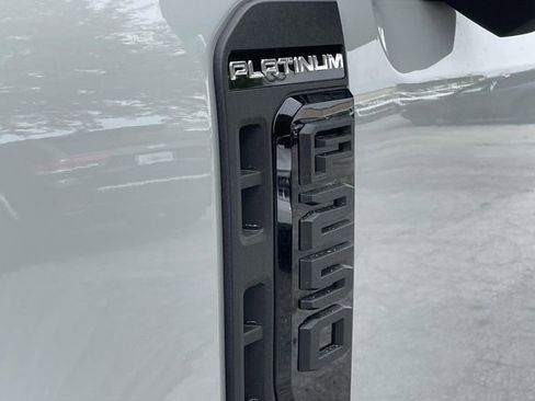New 2026 Ford F250 Platinum AWD/4WD image 7