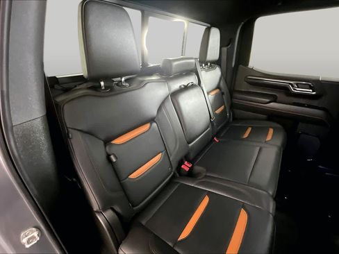 Used 2024 GMC Sierra 1500 AT4 w/ Technology Package AWD/4WD image 20