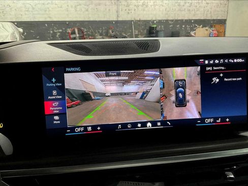 Used 2025 BMW X5 M60i w/ Climate Comfort Package image 24