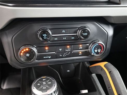 Used 2021 Ford Bronco Badlands image 23