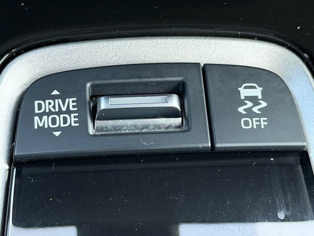 Certified 2025 Toyota Corolla SE w/ SE Package FWD image 35