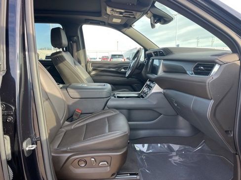 Used 2023 GMC Yukon XL Denali w/ Max Trailering Package image 60